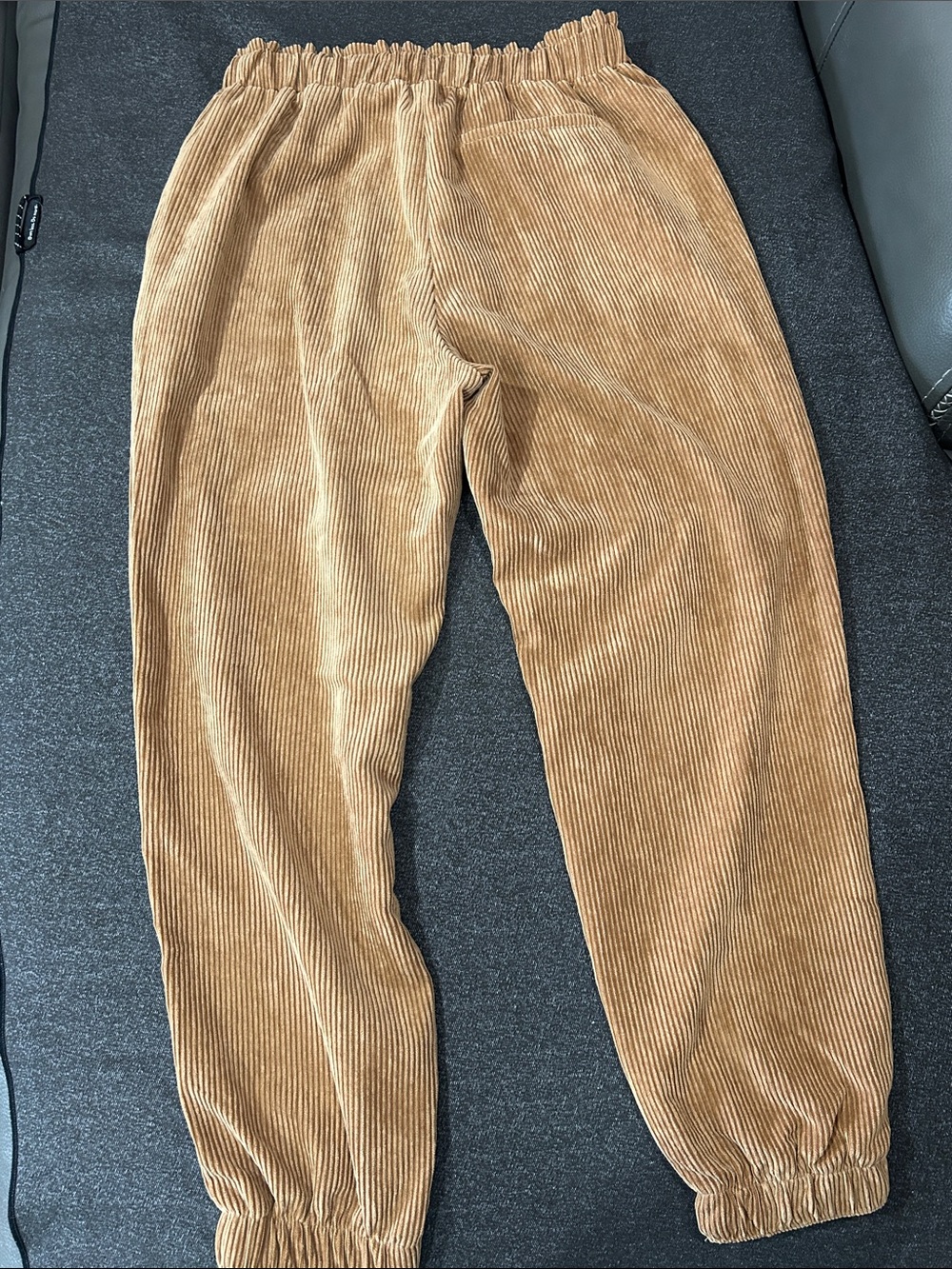 Easel Los Angelos Tan Corduroy Elastic Waist and ankle Pants with pockets, sz S - Picture 5 of 7